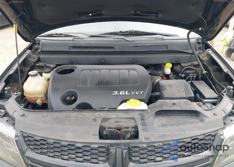 2015 Dodge Journey R/T z USA, uszkodzony, nr VIN 3C4PDDEG8FT740536